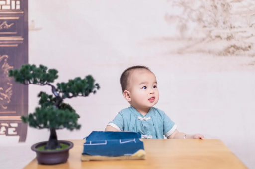 孕妇左侧睡不舒服